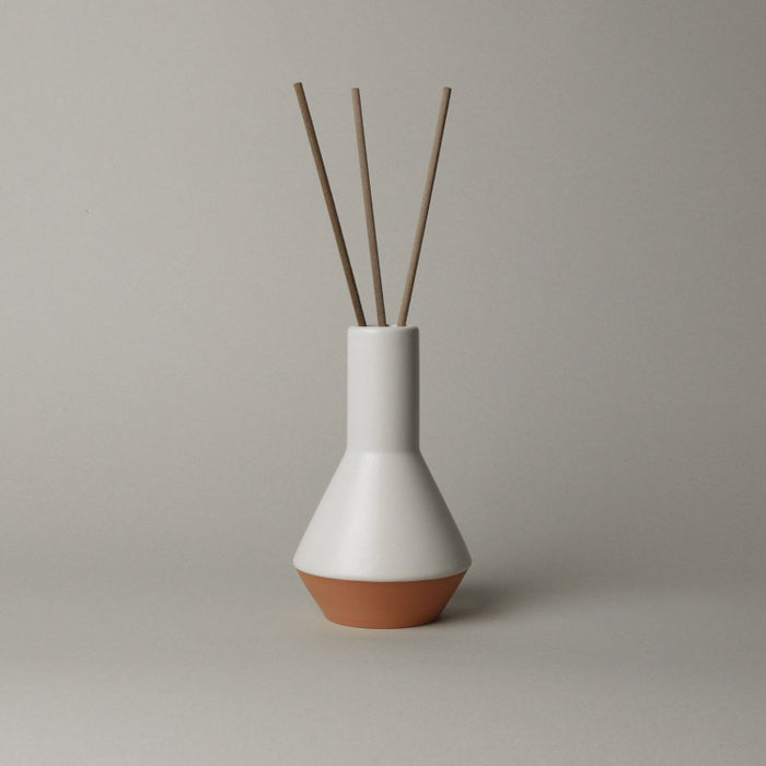 필릿 세라믹 오브제 디퓨저 크림아이보리 140ml